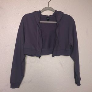 Cropped purple jacket